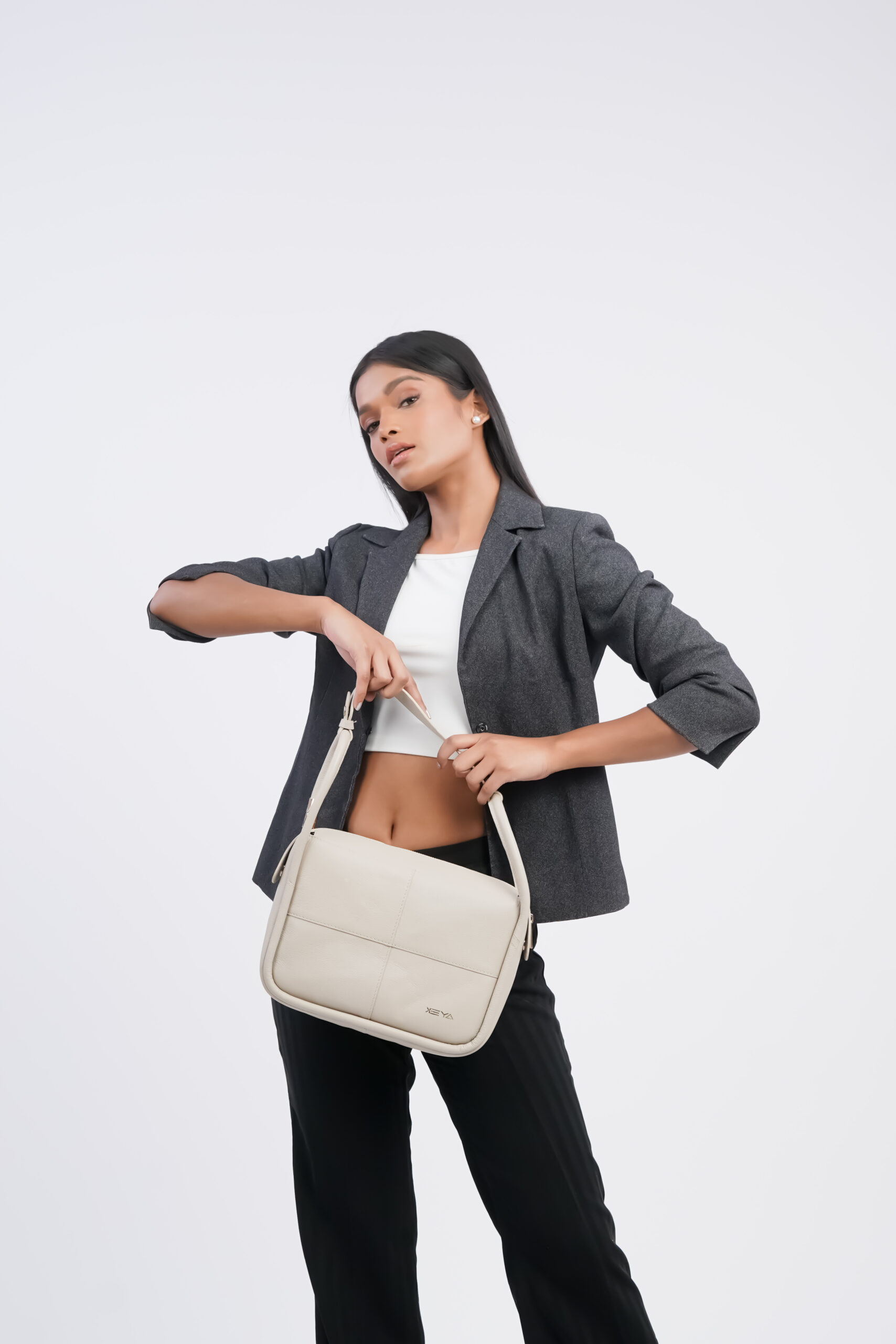 Contempo Leather Hand Bag (Off-White)